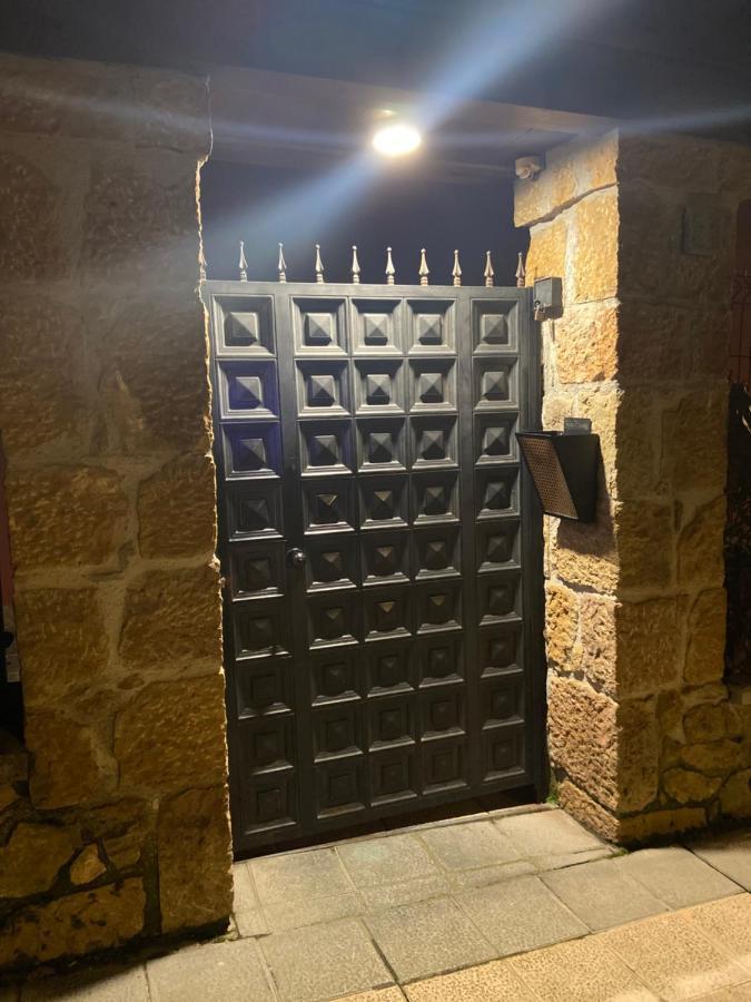 Apartamento Isabela Διαμέρισμα Onís Εξωτερικό φωτογραφία